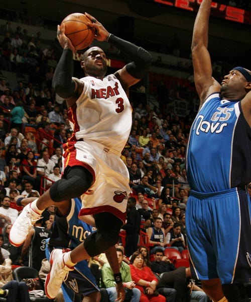 这次官宣签 这次官宣签