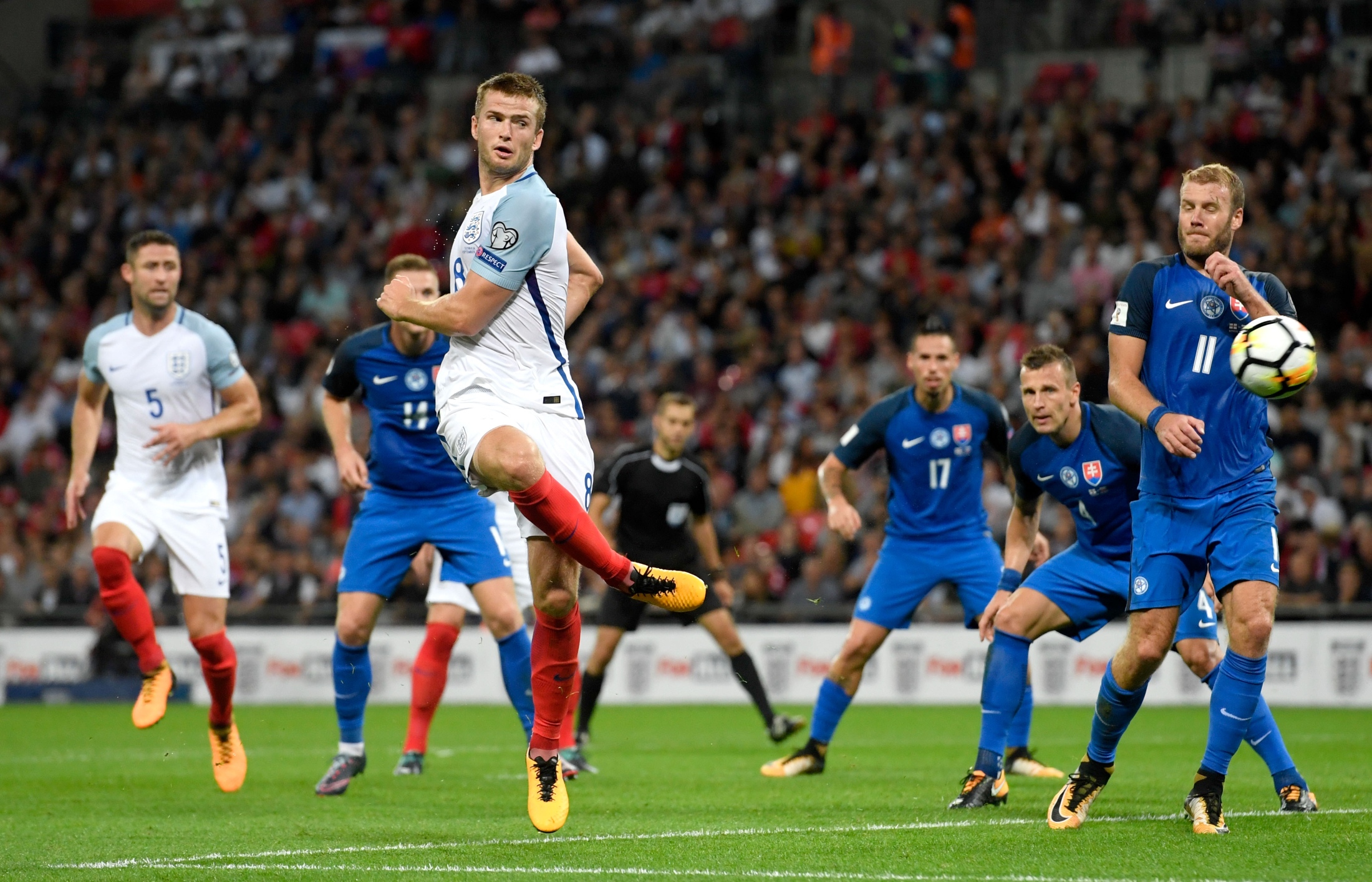 不仅打乱了 不仅打乱了