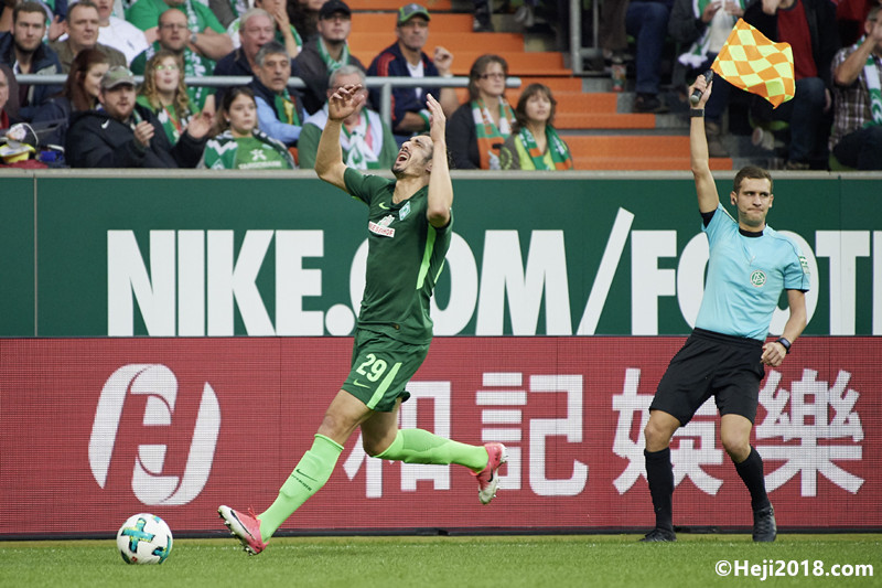 训教练的青 训教练的青